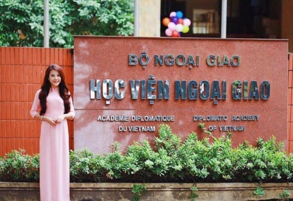 Học viện Ngoại giao ra làm gì?