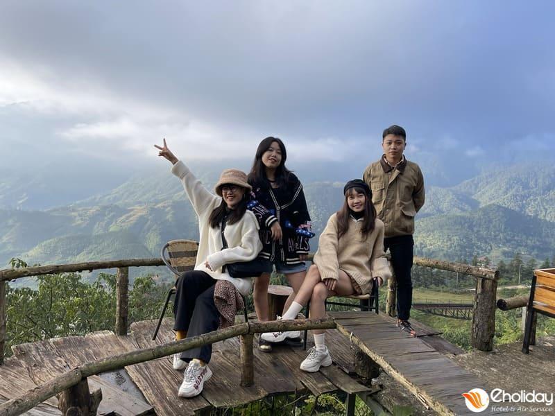 Lá đỏ Homestay Sapa Check In Cùng Bạn