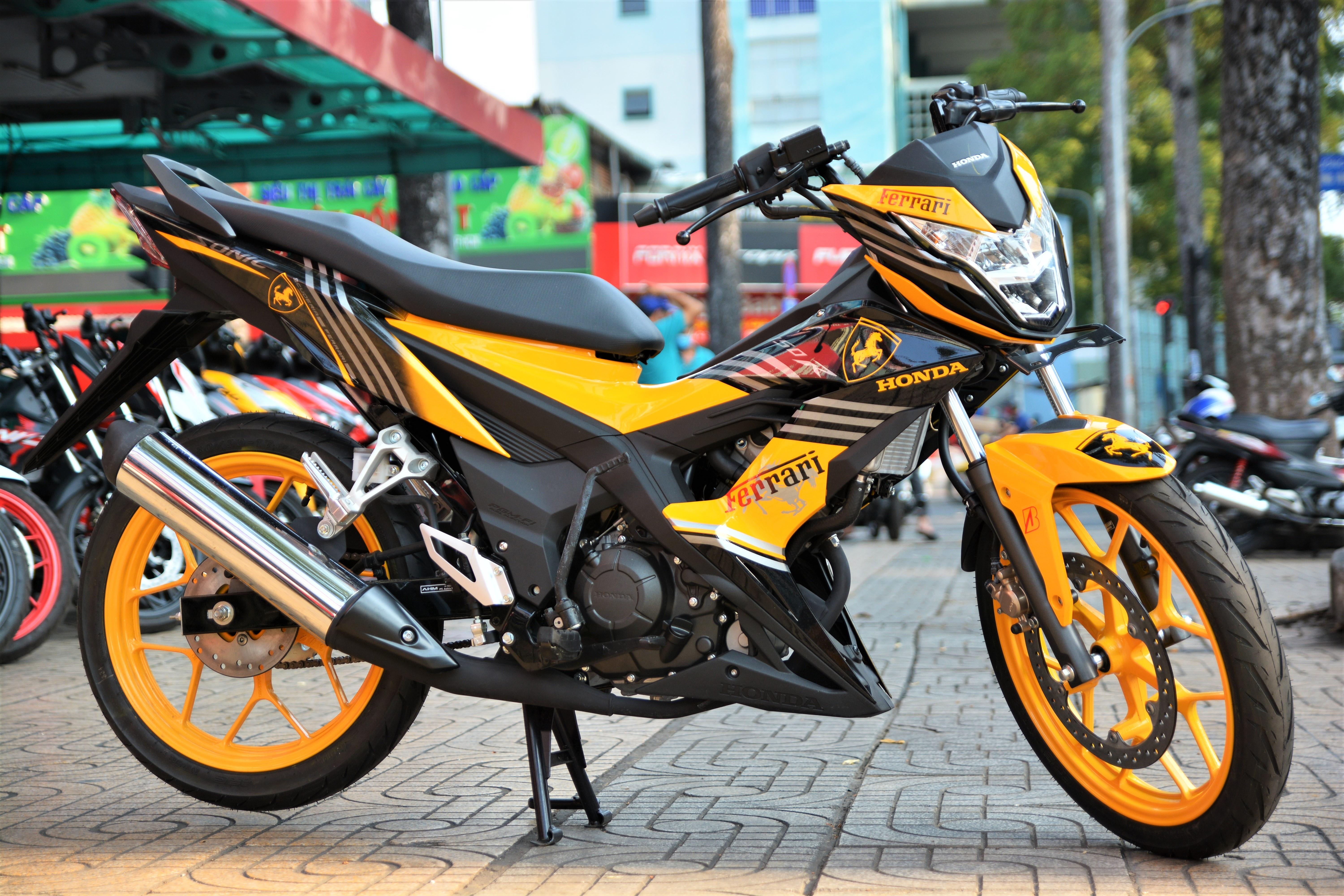 Mua xe con tay 150 cc chon Suzuki Satria chinh hang hay Honda Sonic anh 1